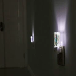 Night Light, Four Different Colored Designs Of A Flower. -Cute Night Light Shop 2ee774525f40637f228c7de387e51c99f61cebc1