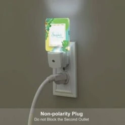 Night Light, A Picture Of A Tiger With The Words "Summer Is Coming" Written On It. -Cute Night Light Shop 79e72588688a517637134969b811c12fd118eae3